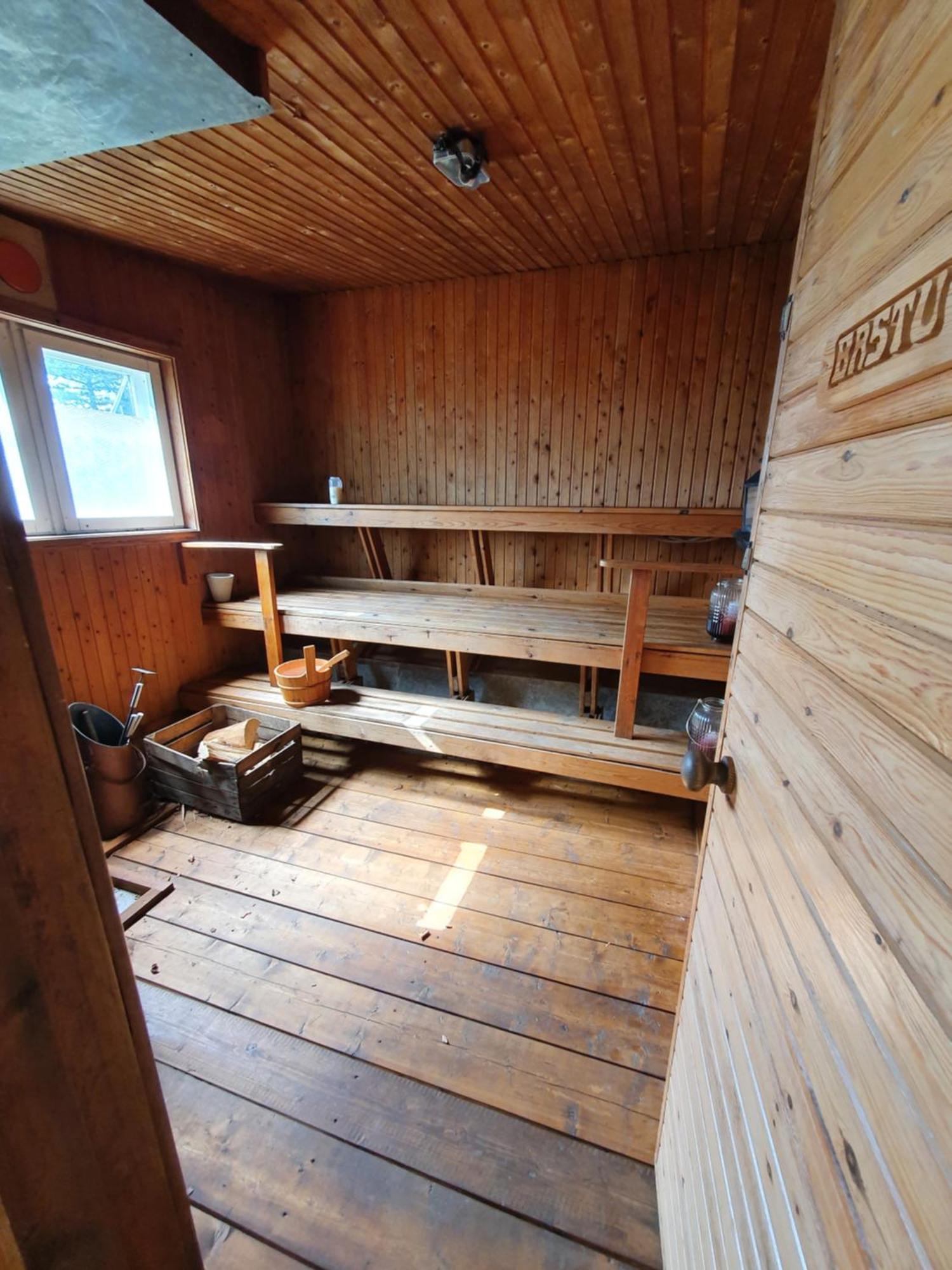 Camp Caroli Wooden Lodge *
